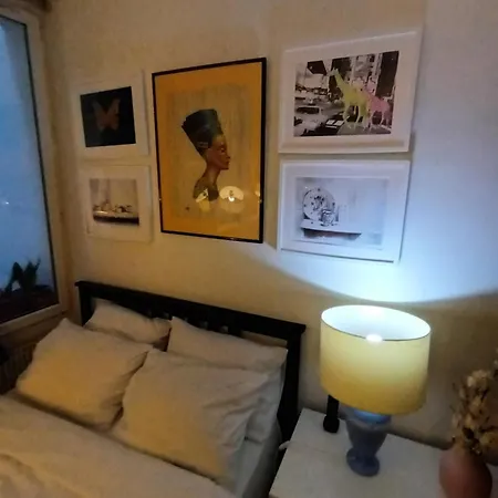 Appartement Meuble Proche Gare Du Nord Et Gare Du Nord Acces Direct Metro