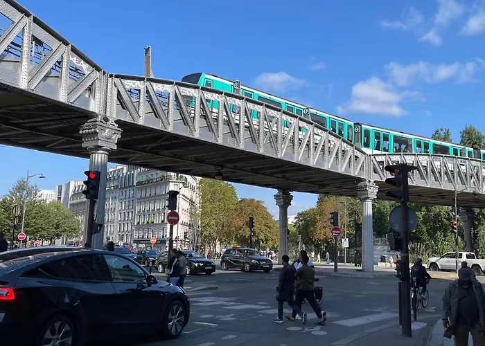 Meuble Proche Gare Du Nord Et Gare Du Nord Acces Direct Metro *